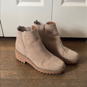 Universal Thread Tan Ankle Booties with Chunky Sole